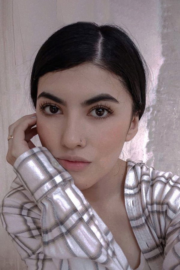 Mayram Rivero backdrop