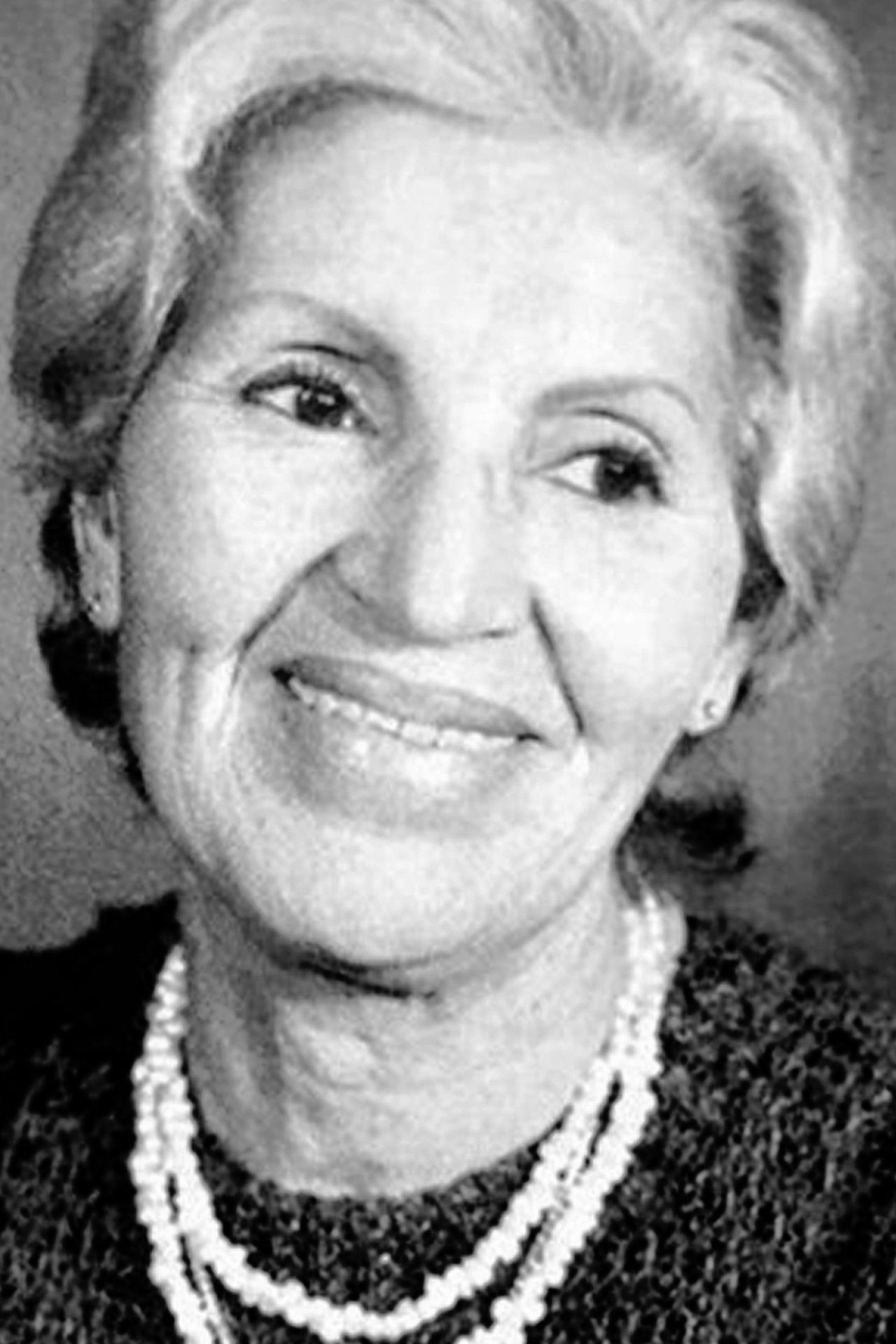 Nouria Kazdarli backdrop