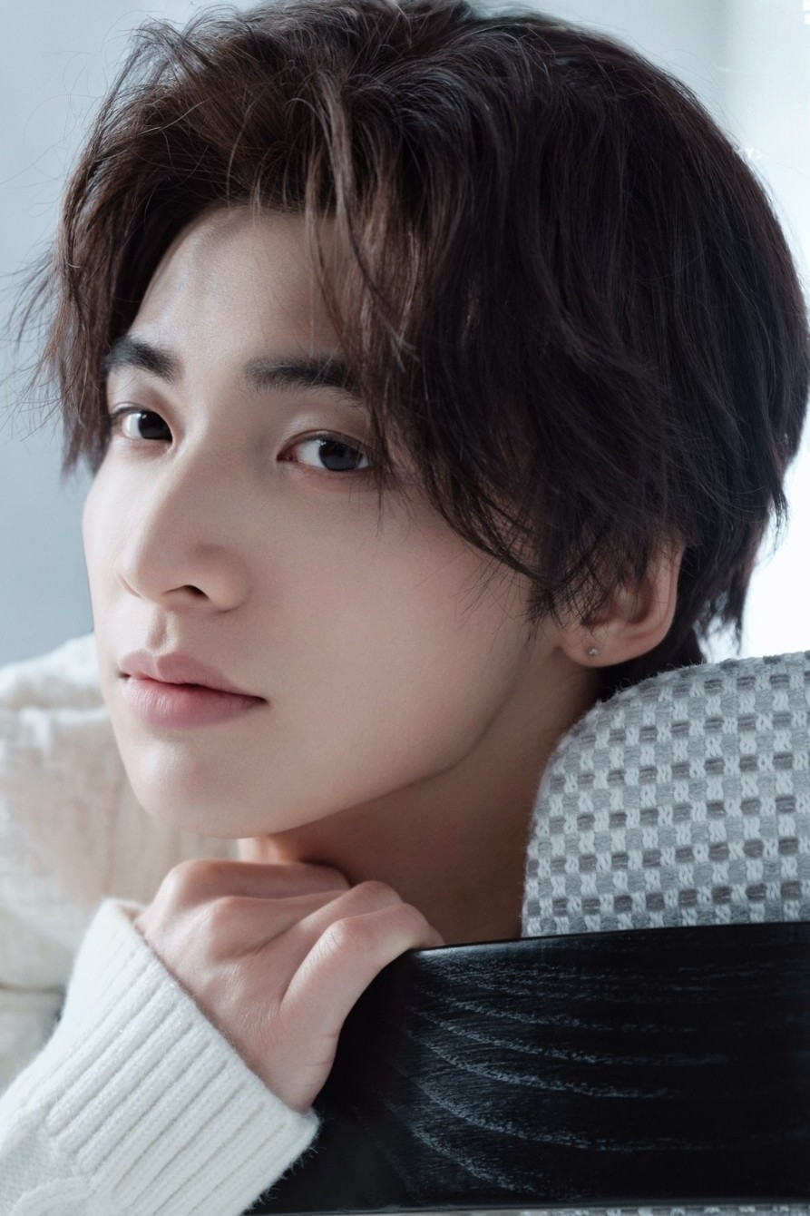 Ponlawit Ketprapakorn backdrop