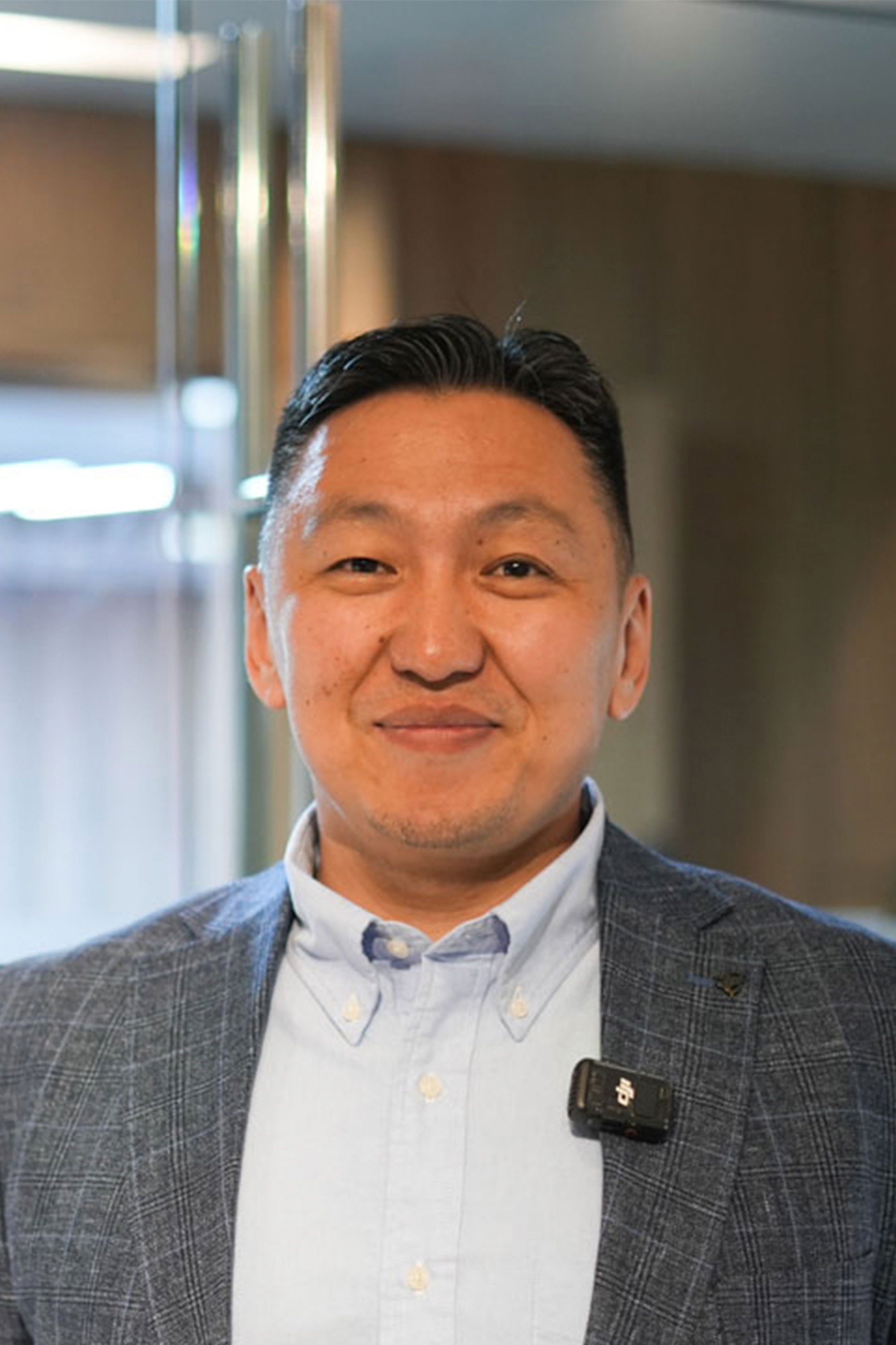 Miyegombo Alexander backdrop