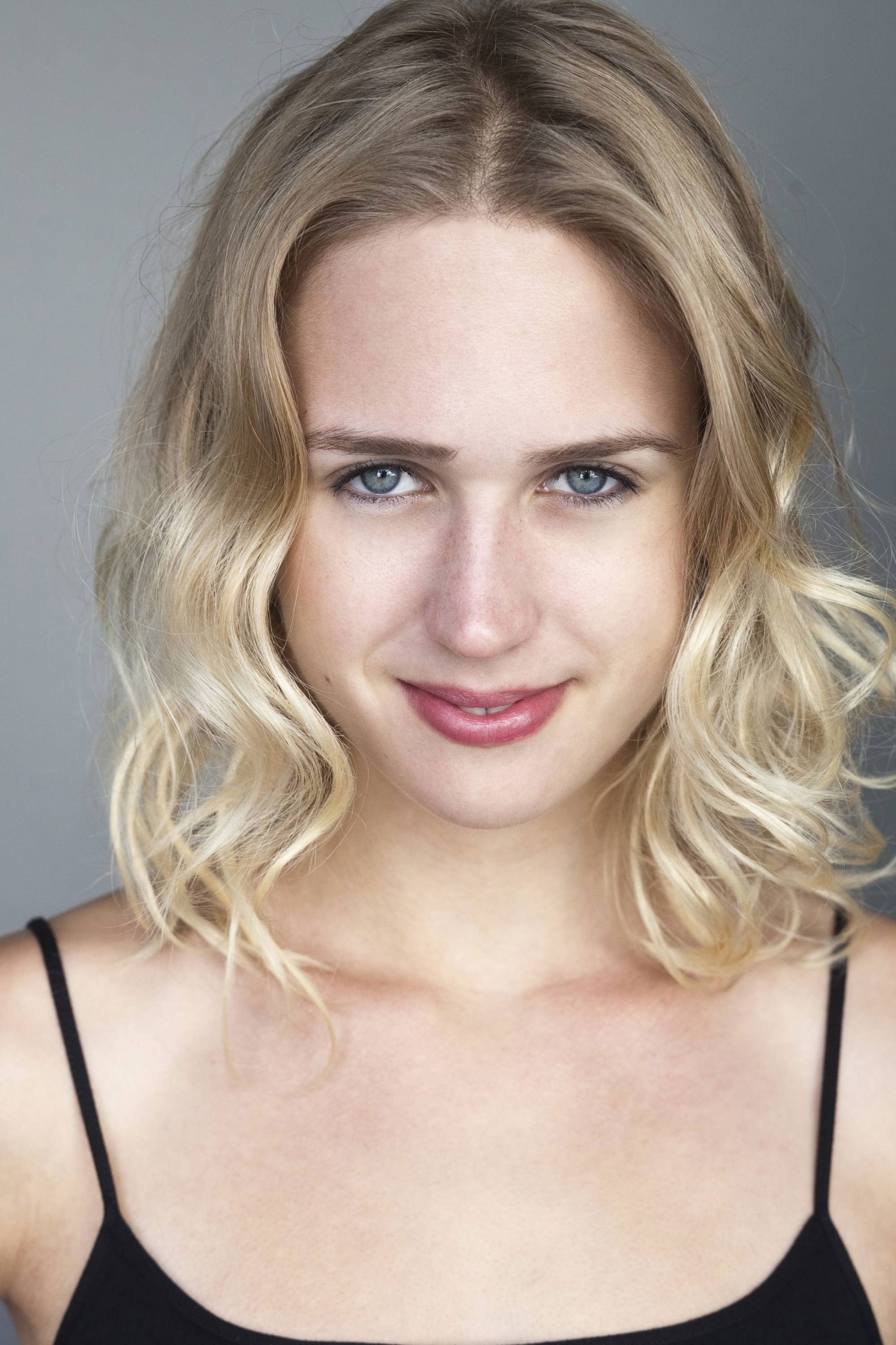 Sarah O'Sullivan backdrop