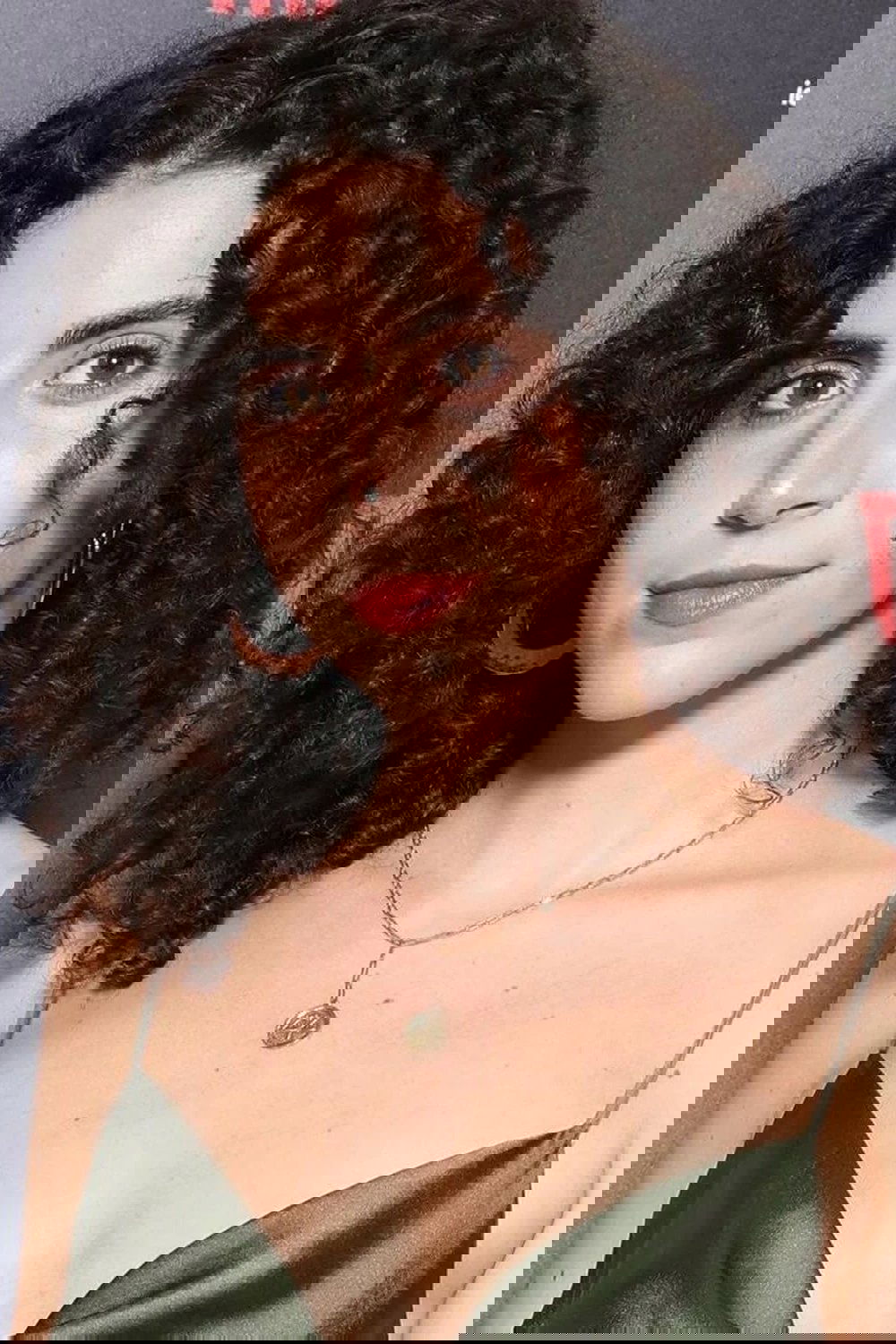 Talia Asseraf backdrop