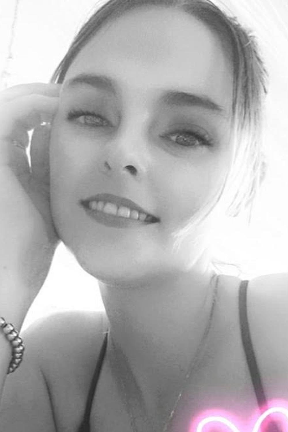 Moira Bunting backdrop