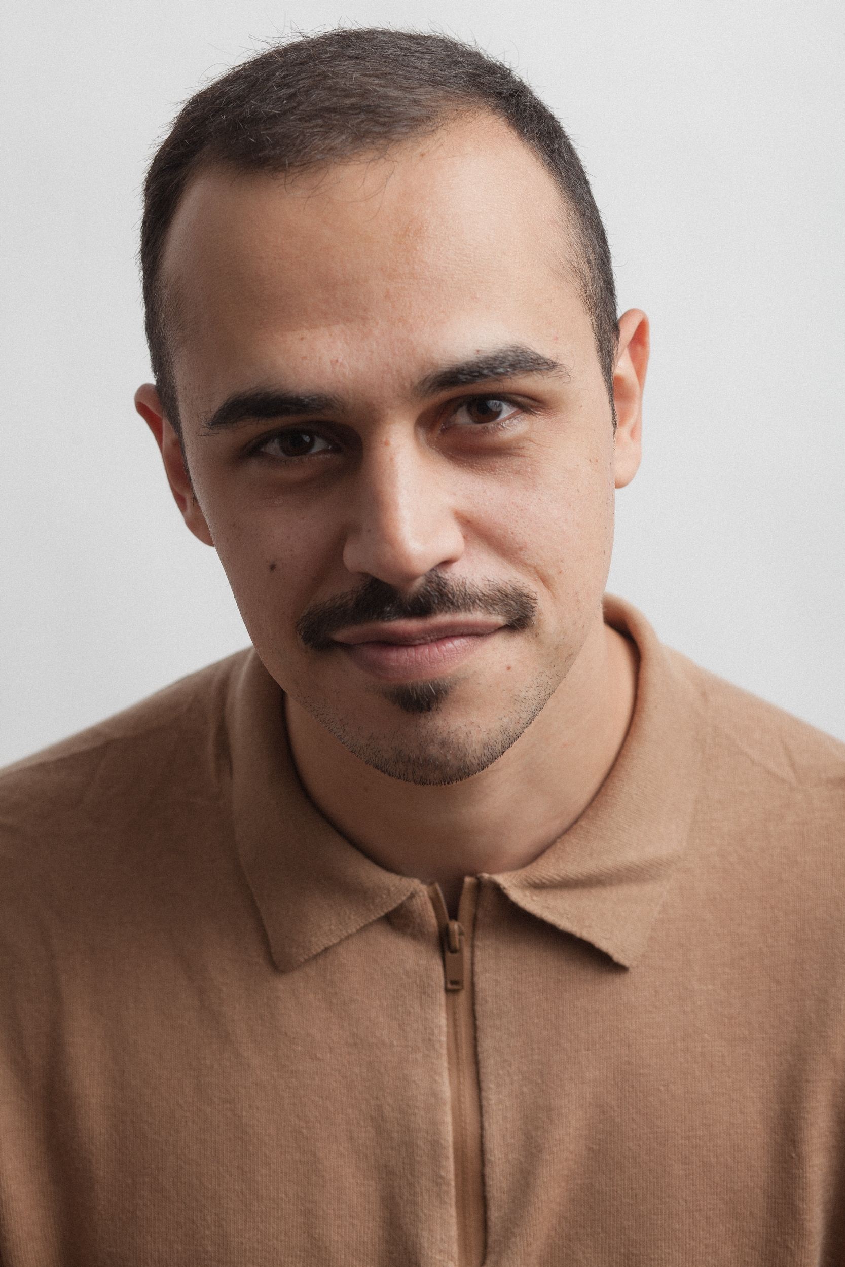 Vlad Brumaru backdrop