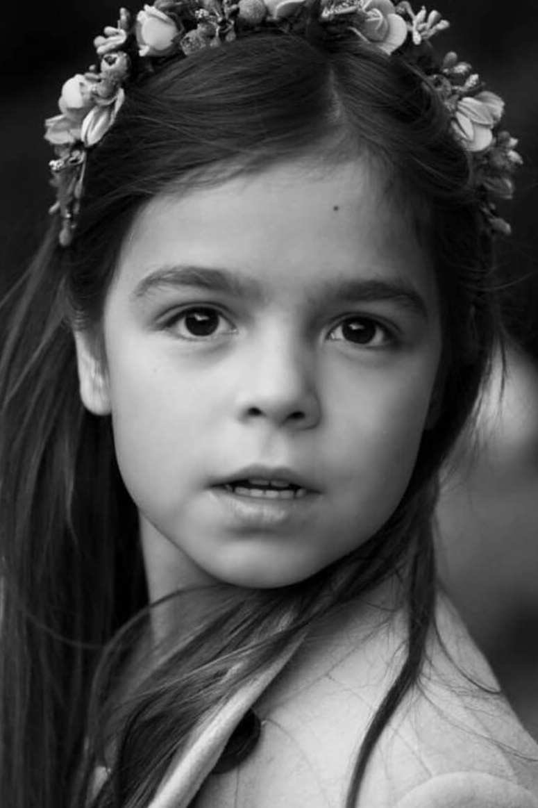 Kateryna Kozlova backdrop