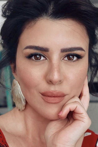 Nour El Sheikh backdrop