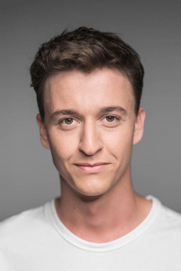 Michał Klawiter backdrop