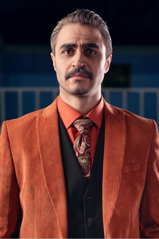 Reshan Hemo backdrop