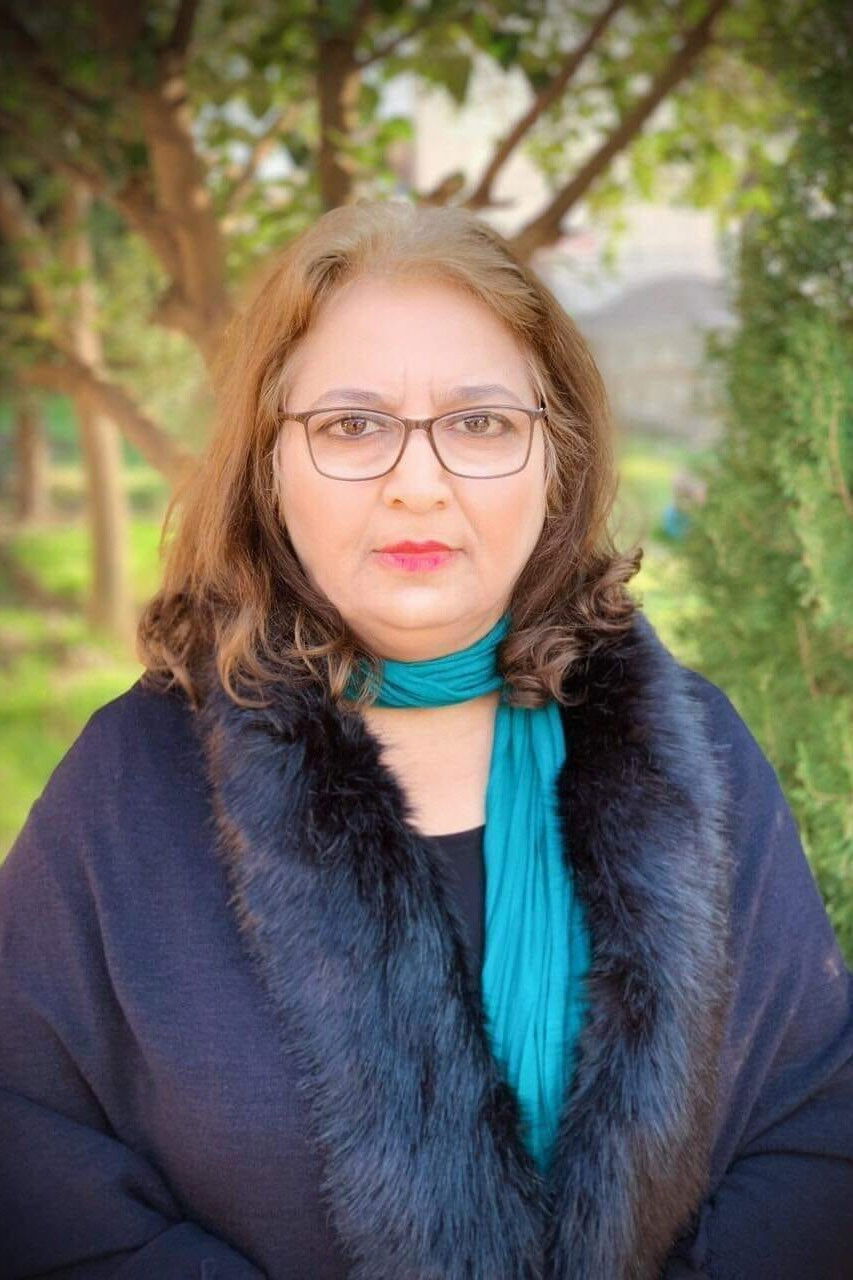 Zhyan Ibrahim Khayat backdrop