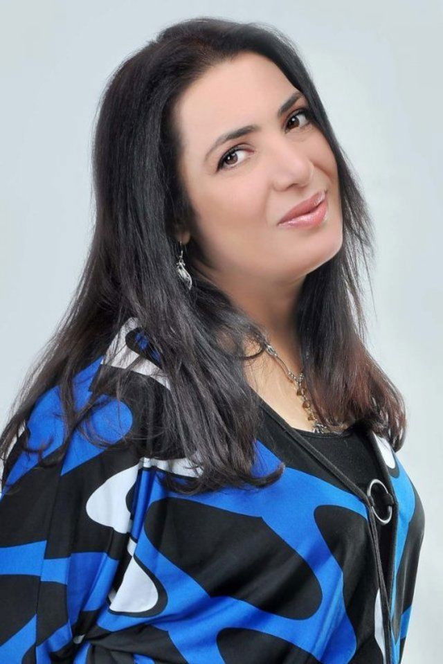 Lashina Lashin backdrop