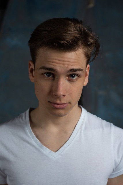 Wiktor Piechowski backdrop