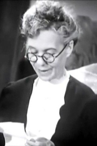 Esther Shattah backdrop