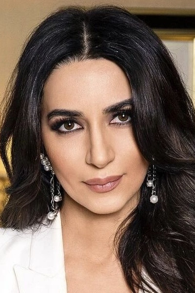 Zarifa Mgoyan backdrop