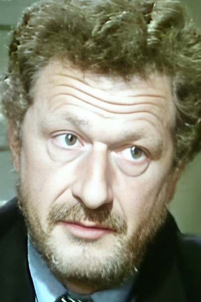 Bernard Cara backdrop