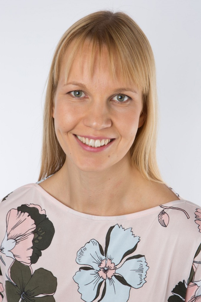 Laura Nõlvak backdrop