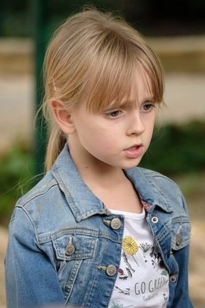 Amelia Żuchowska backdrop