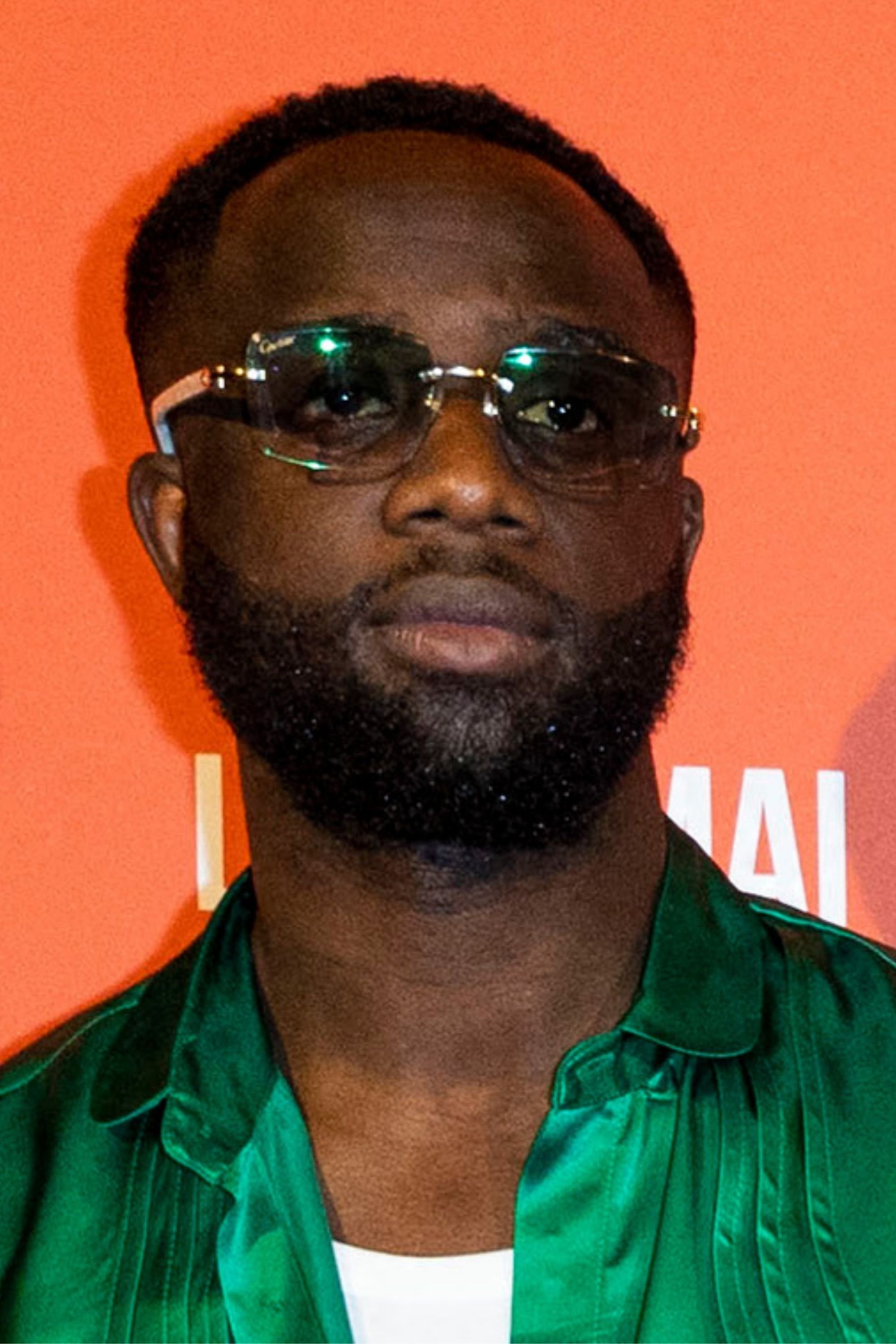 Joss Stinson backdrop