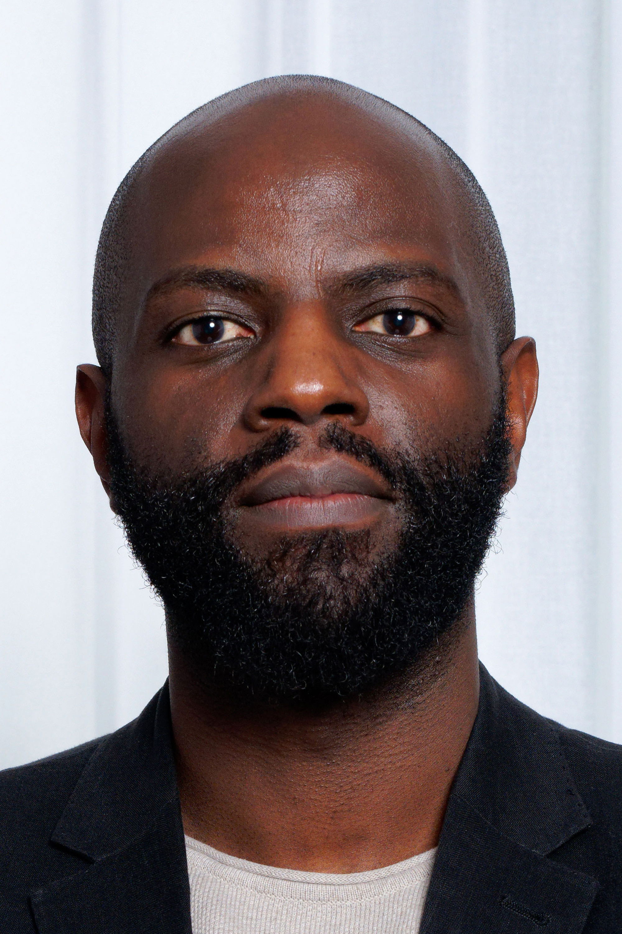 Nganji Mutiri backdrop