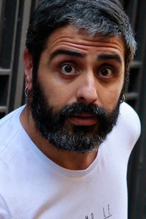 Ismail Sagir backdrop