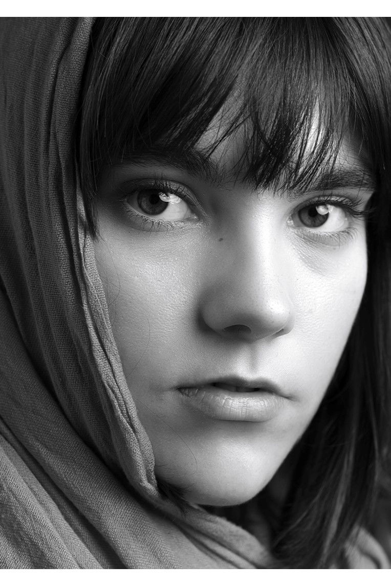 Orsolya Bukovszky backdrop