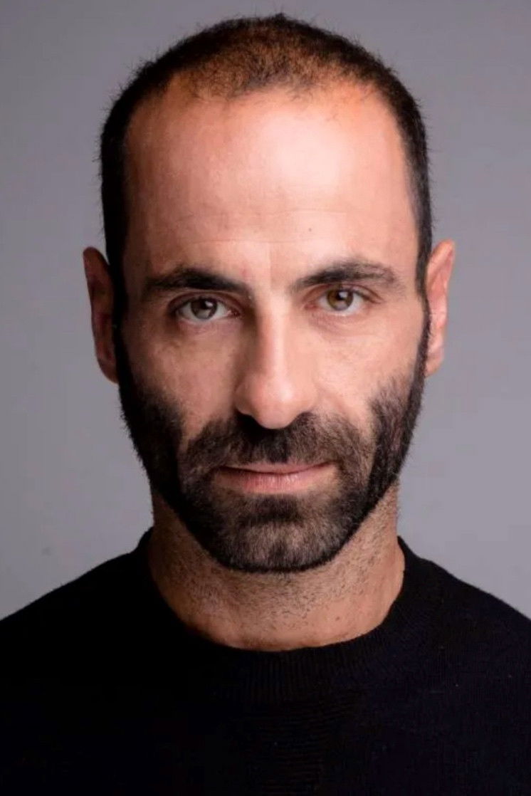 Miguel Coutinho backdrop