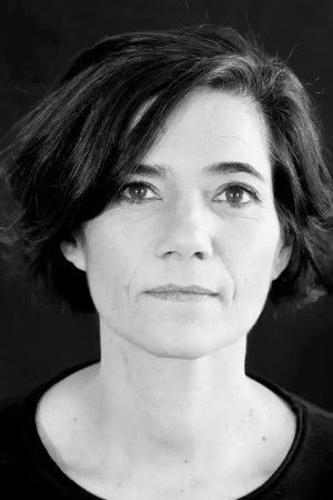 Amalia Sancho backdrop