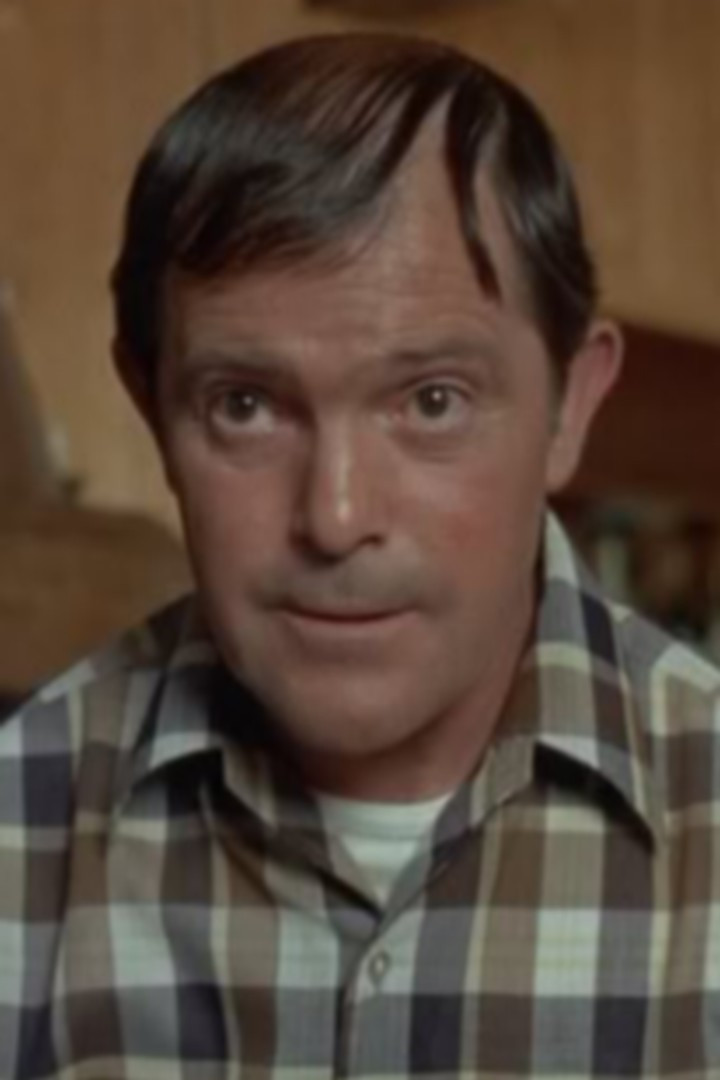 Guy Saint-Jean backdrop