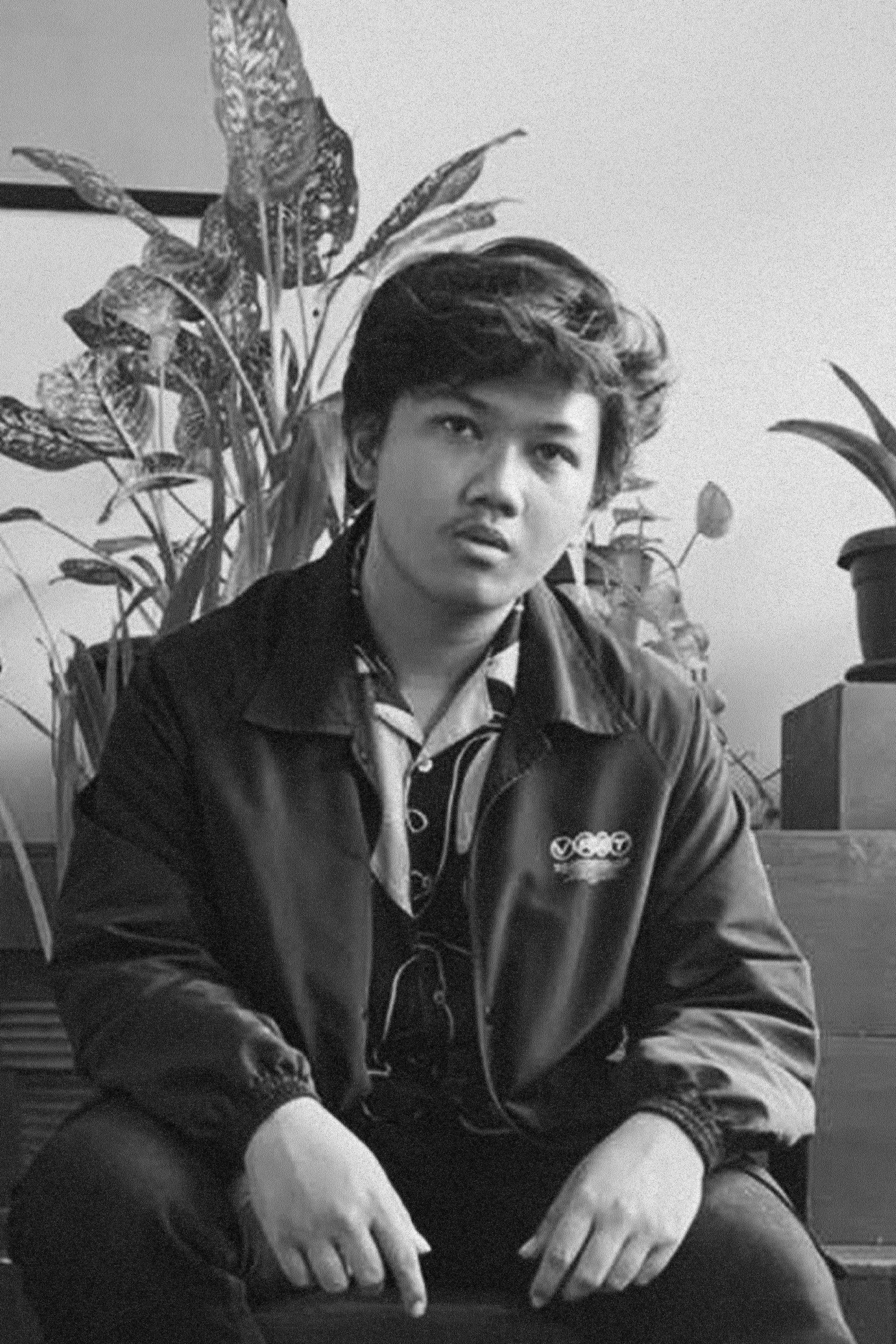 Laurent Sindhu backdrop