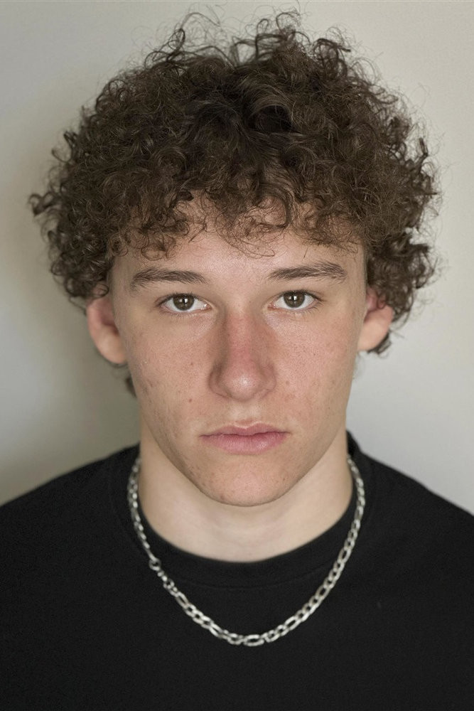 Hadrien Heaulmé backdrop