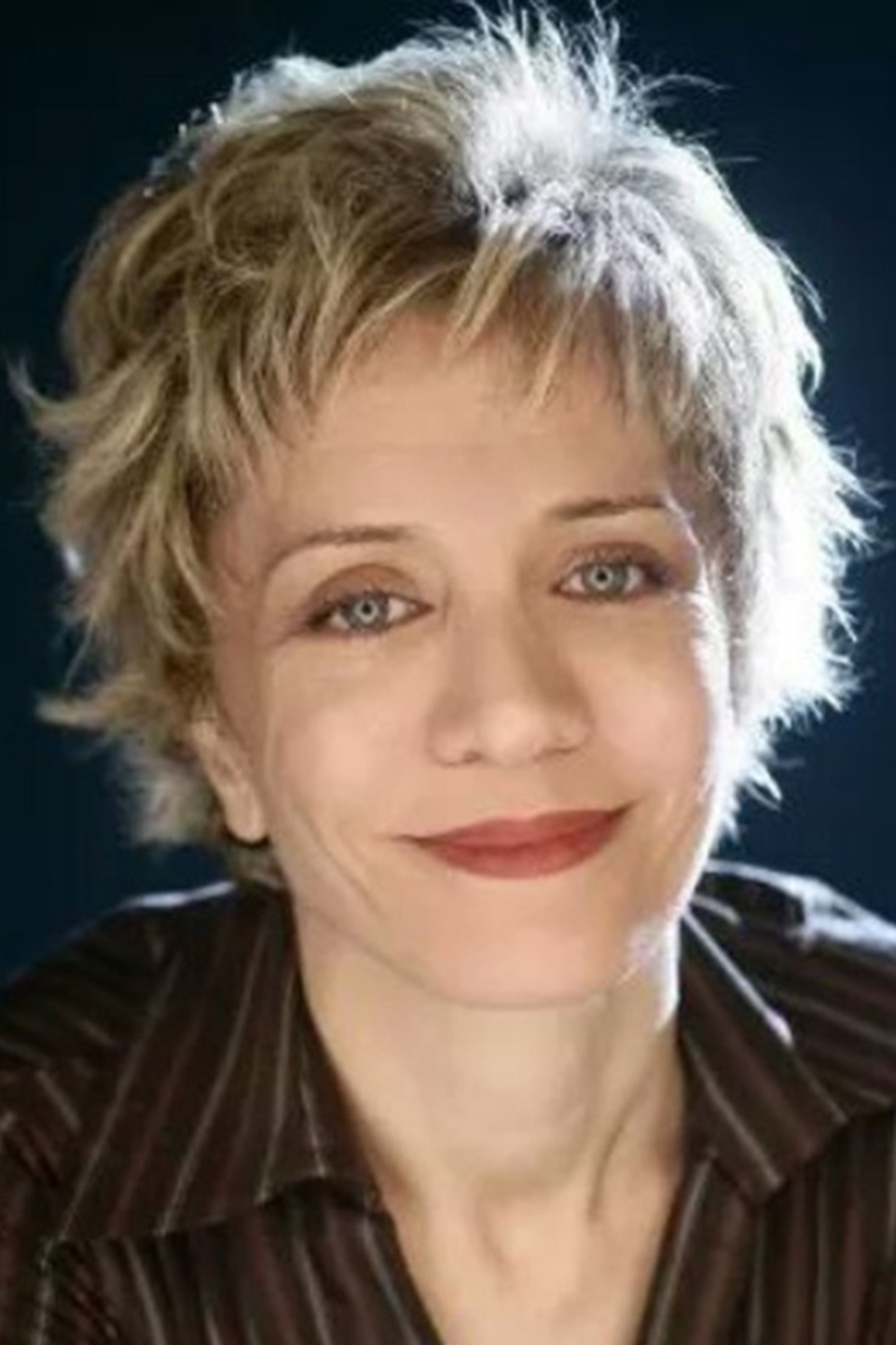 Funda Eskioğlu backdrop