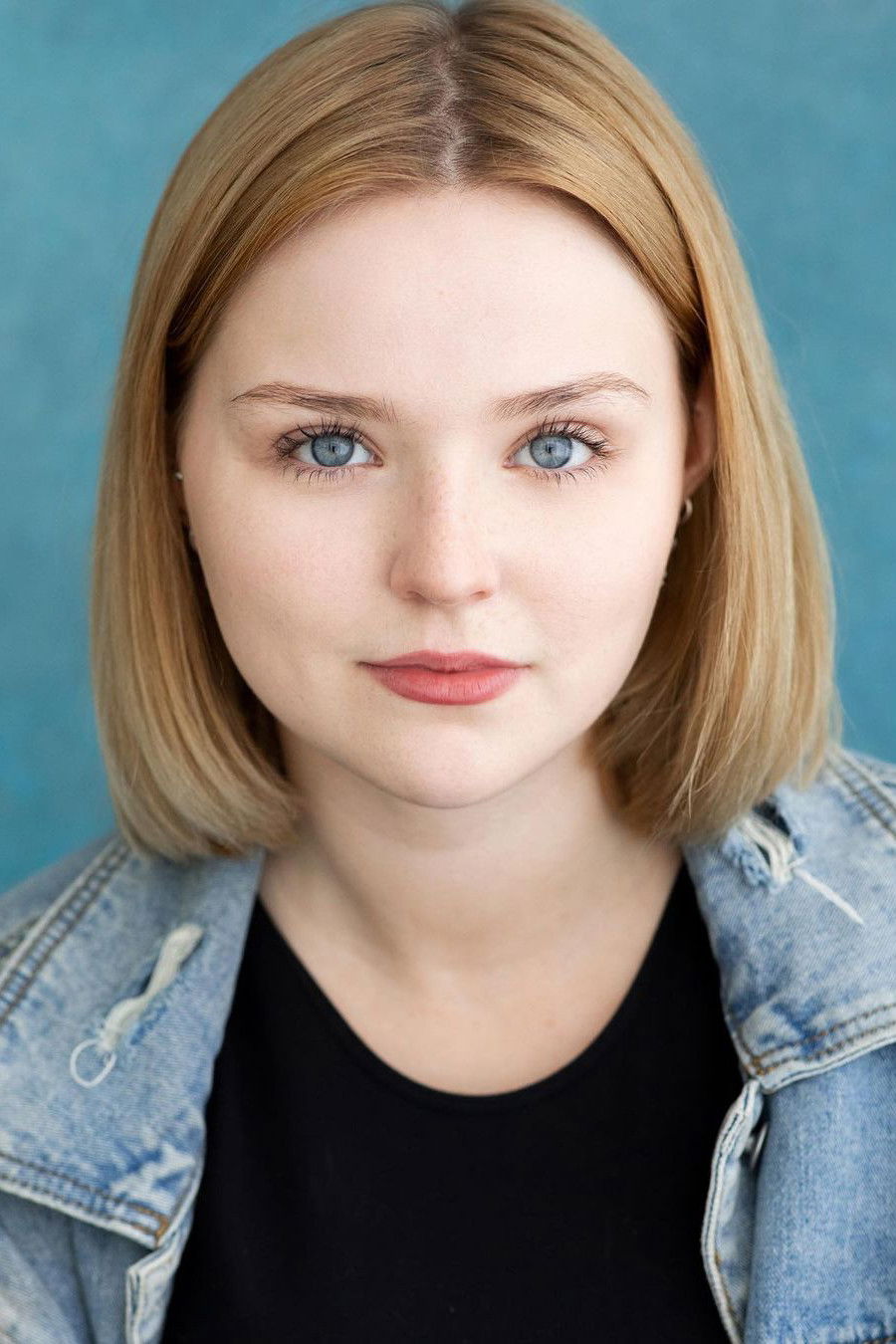 Tesni Docherty-Bowen backdrop