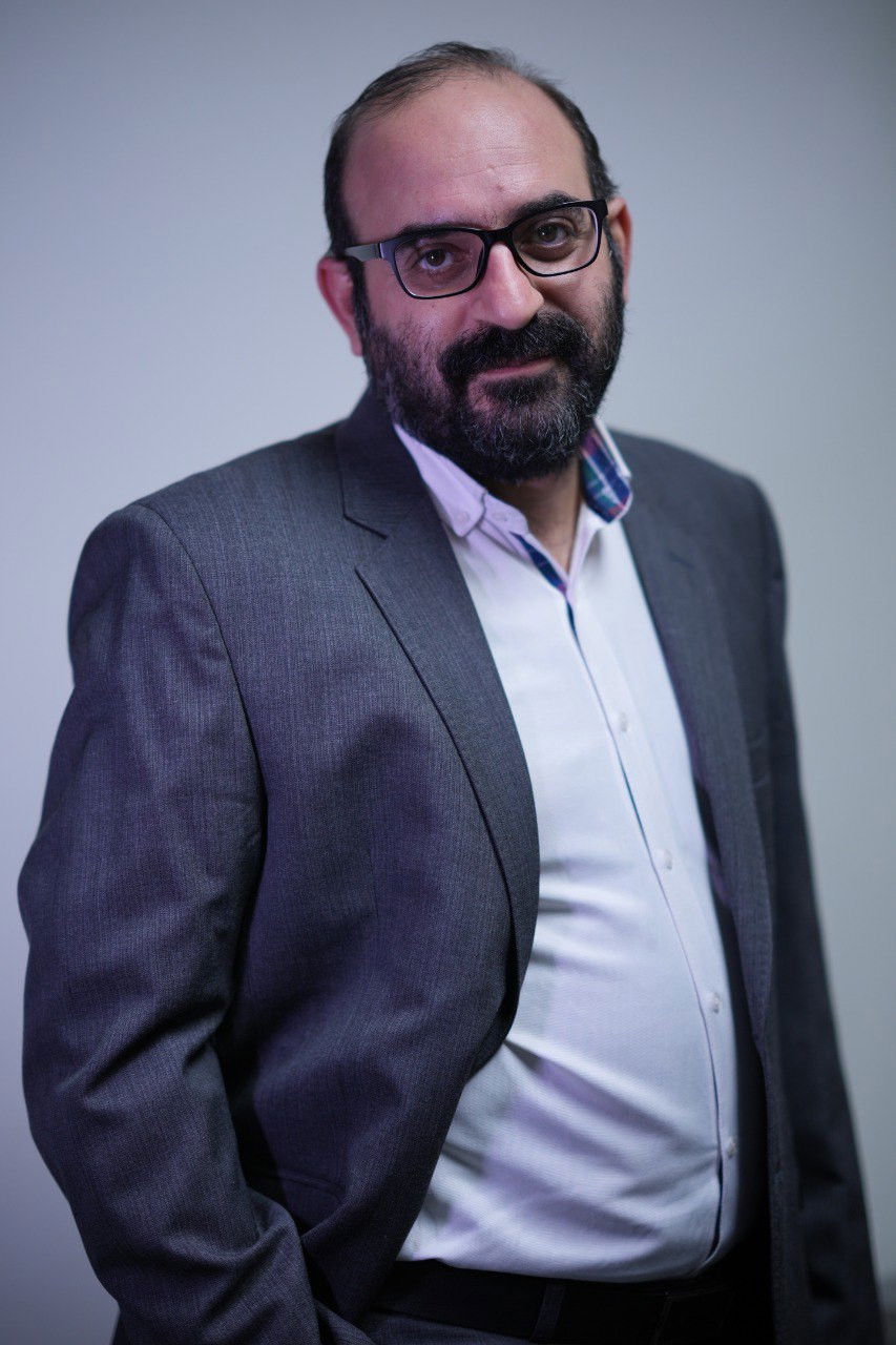 Amir Mashhadi Abbas backdrop