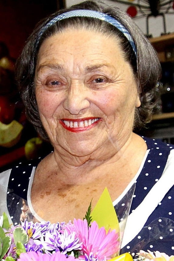 Raya Sinitsina backdrop