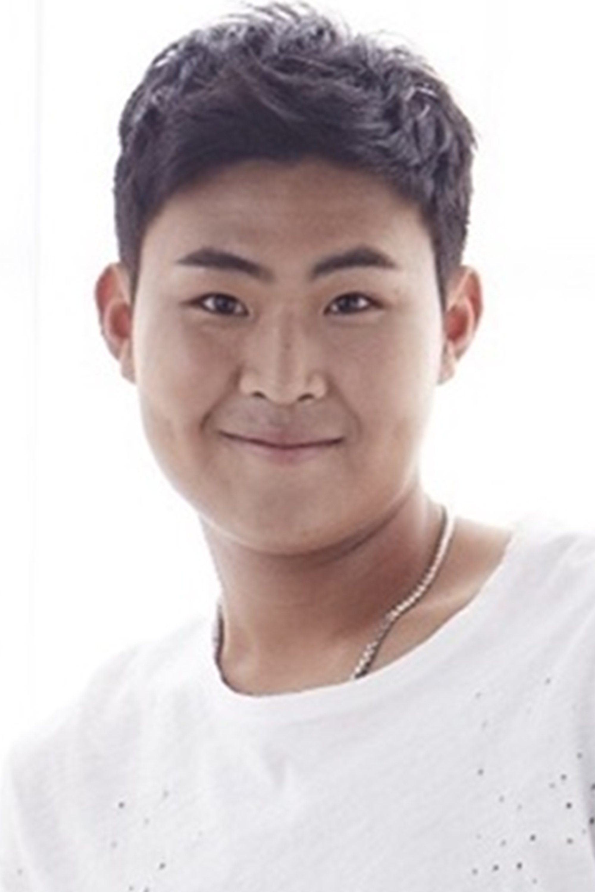 Woo Min-kyu backdrop