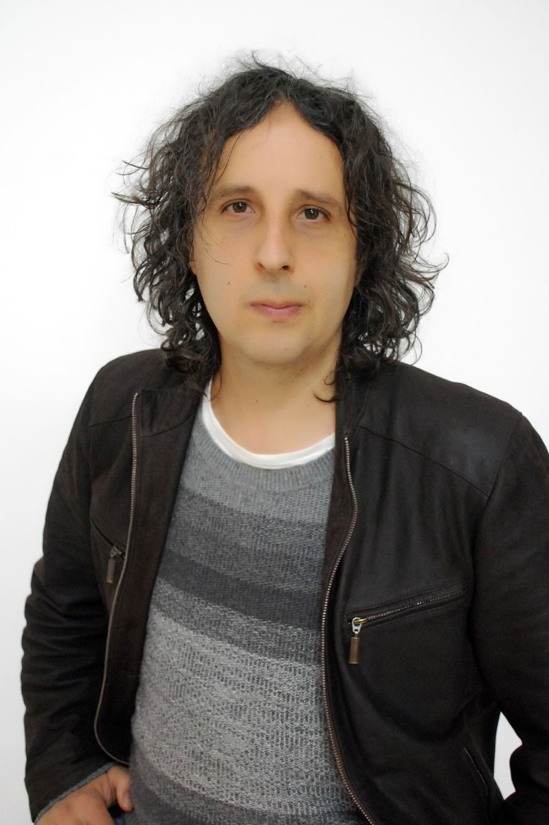 Robert Eugen Popa backdrop