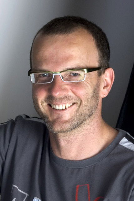 Pavel Anděl backdrop