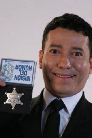 Gustavo Villanueva backdrop