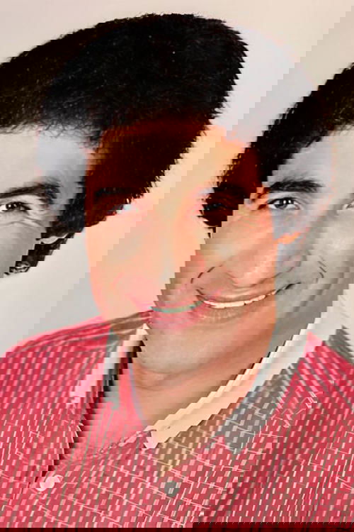 Yunus Bülbül backdrop