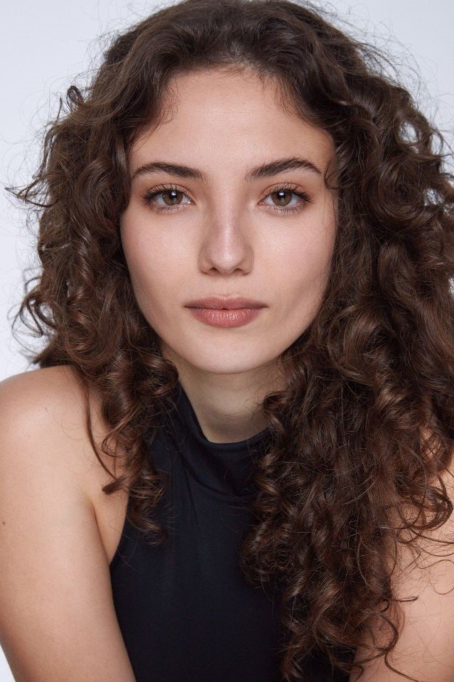 Gabriela Andrada backdrop