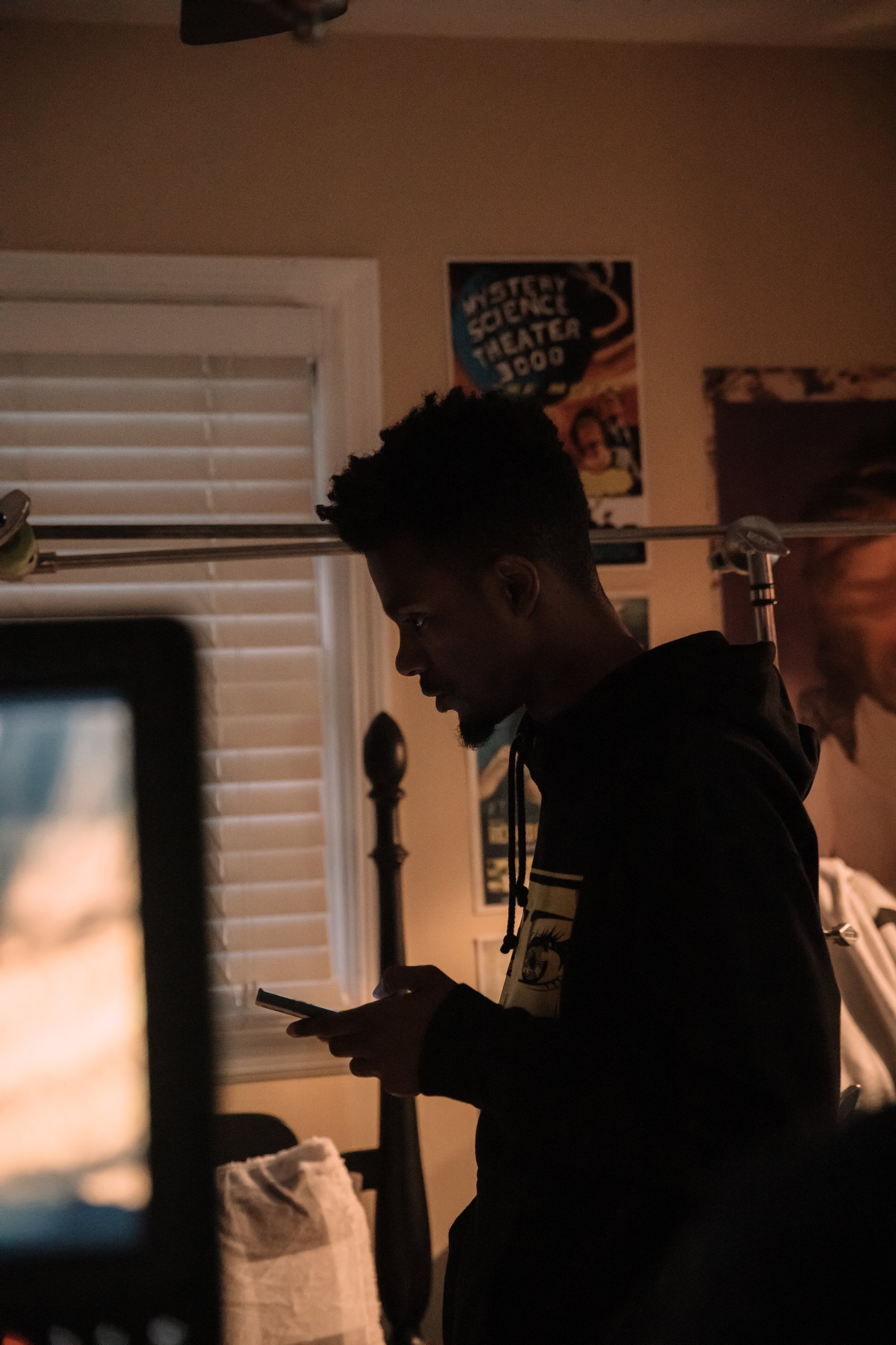 Adante Watts backdrop