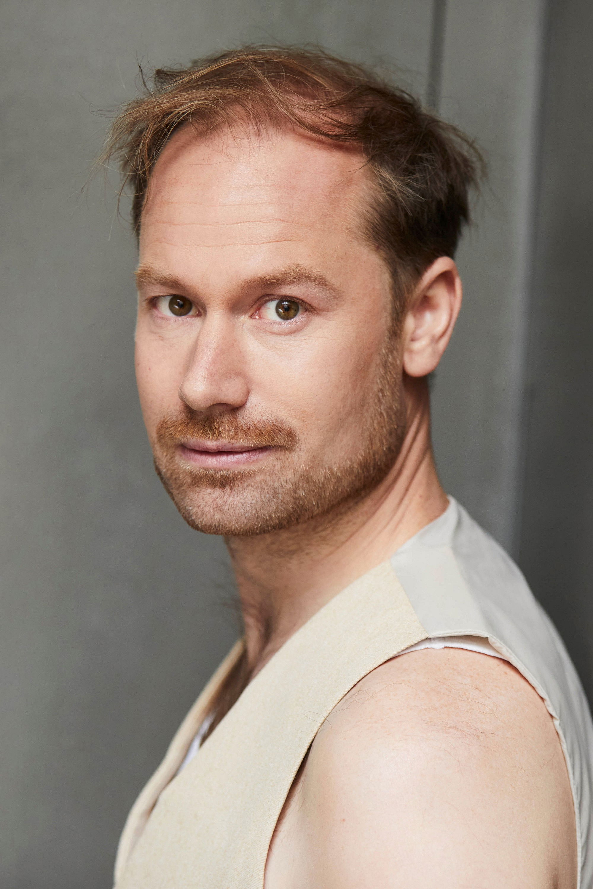 Stephan Wilhelm Müller backdrop