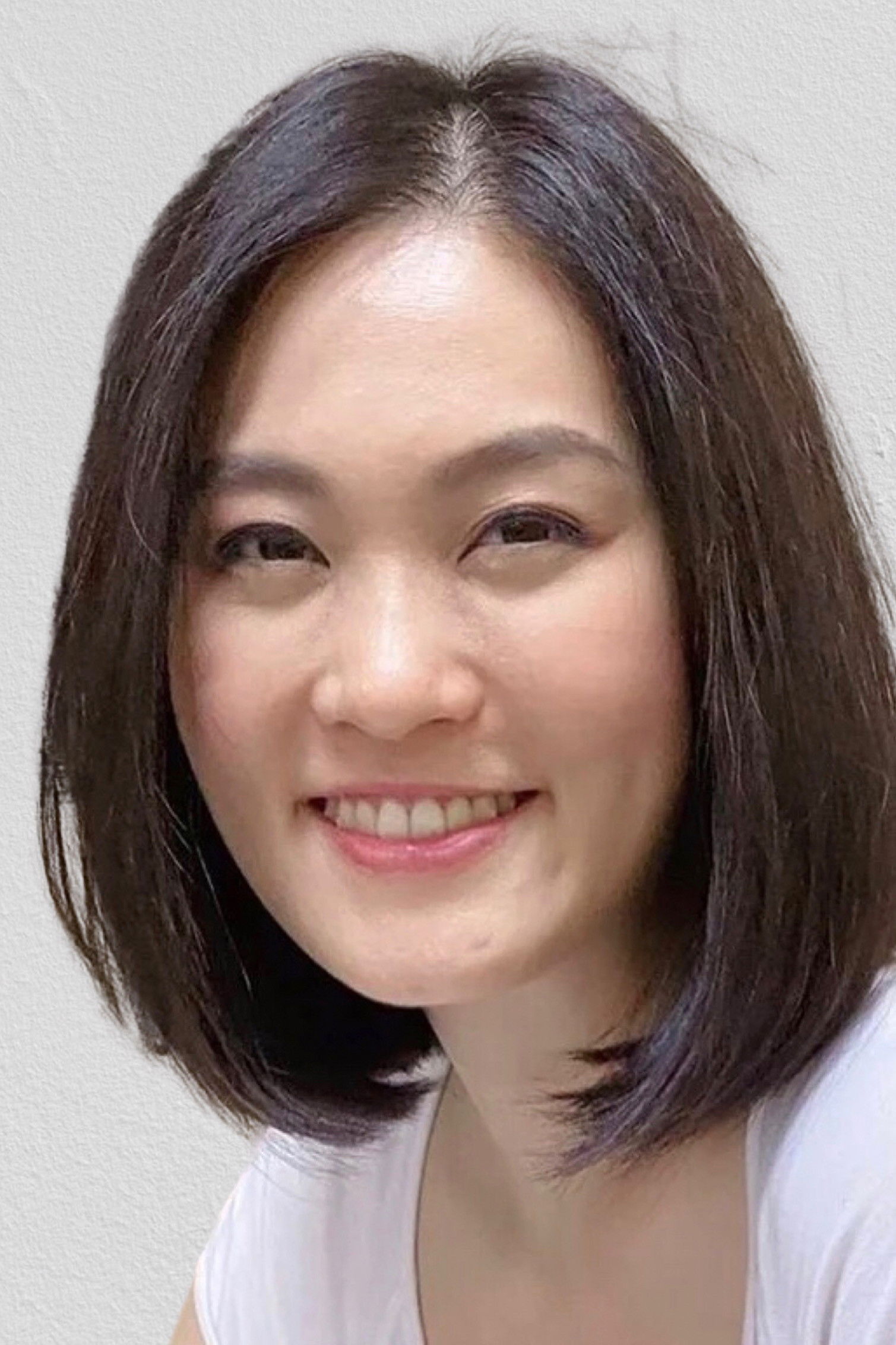 Surattanavee Suviporn backdrop