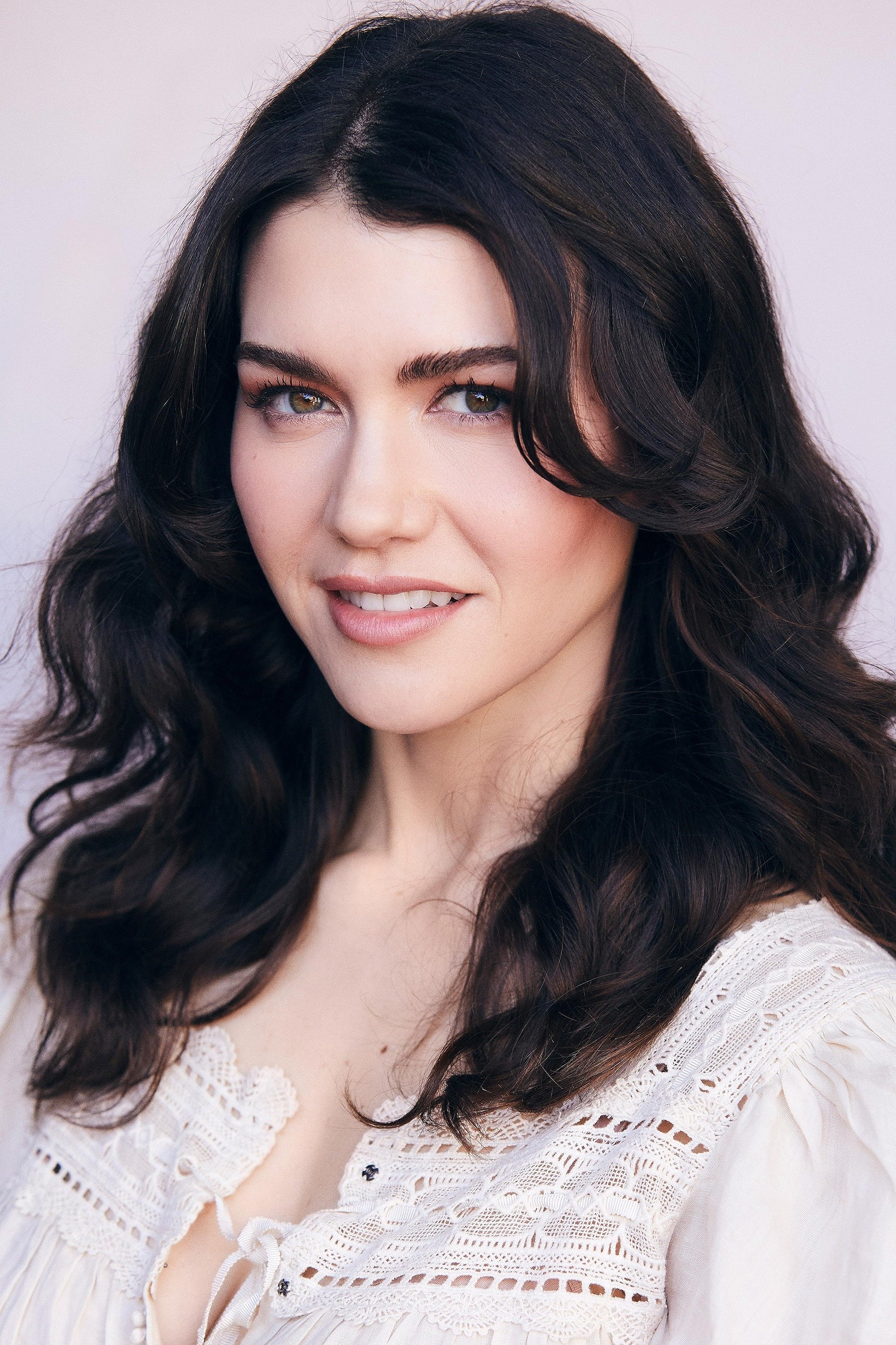 Anna Mhairi backdrop