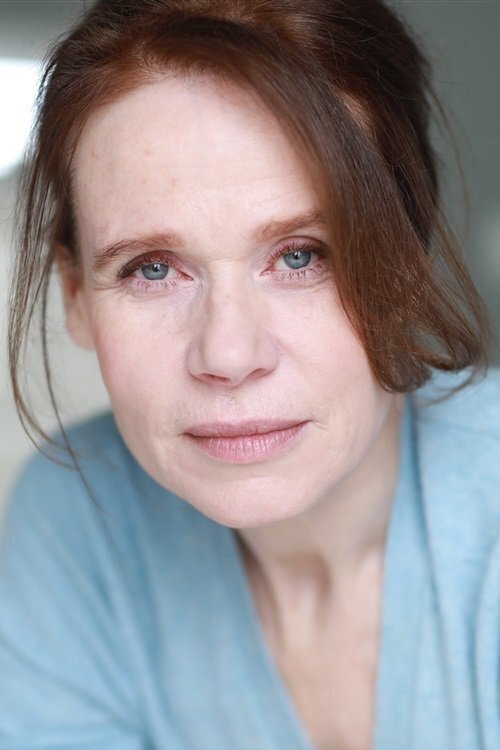 Olivia Brunaux backdrop