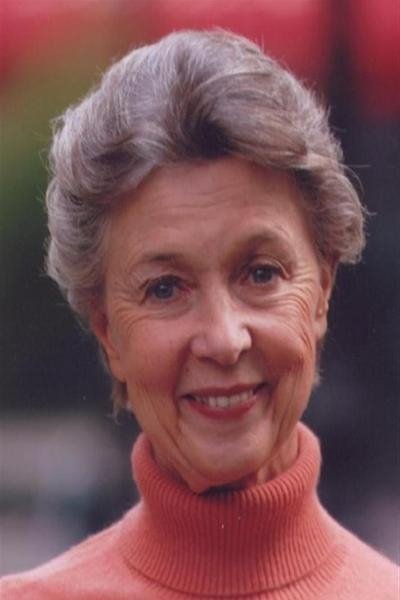 Nicole Gueden backdrop