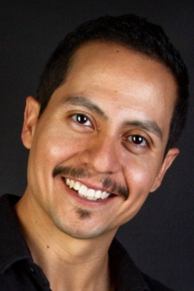 Guillermo Nava backdrop