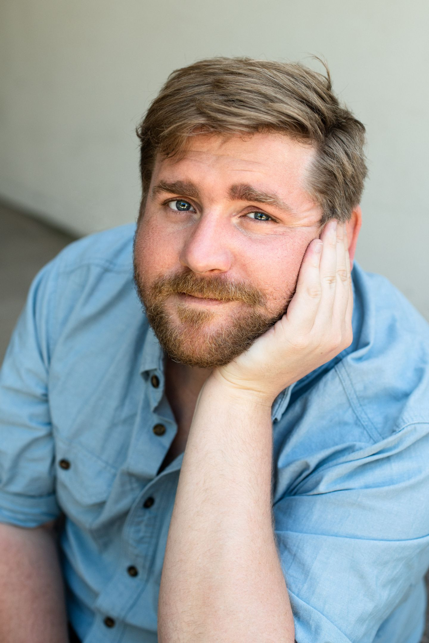 Benedikt Paulun backdrop