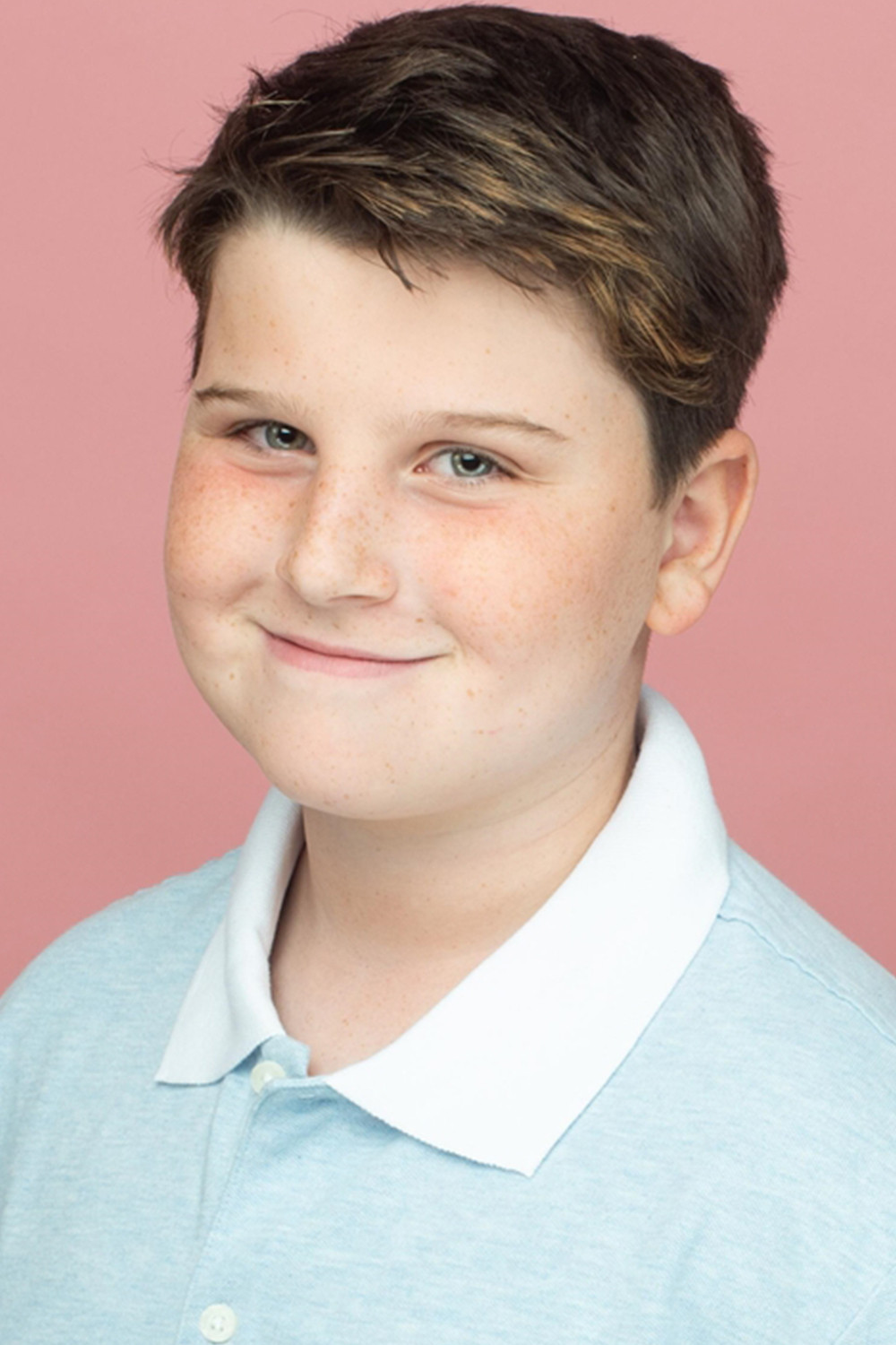 Leo De Santis backdrop