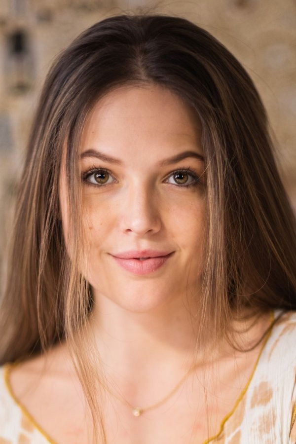 Mikka Chantal Deleuran backdrop