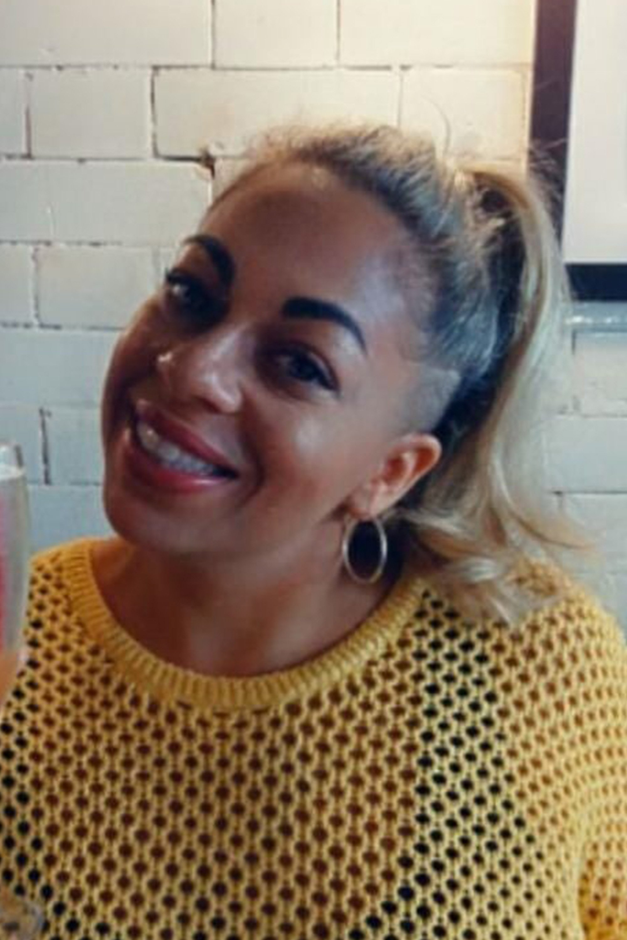 Rachel Carter backdrop